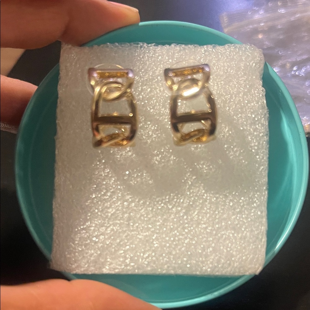 Elegant Gold Chain Link Earrings